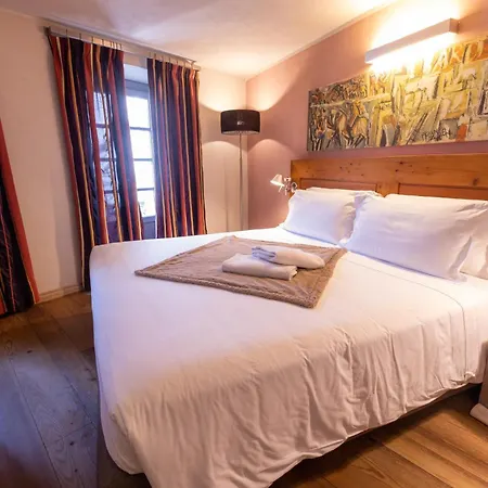 Ad Gallias 4* 바드