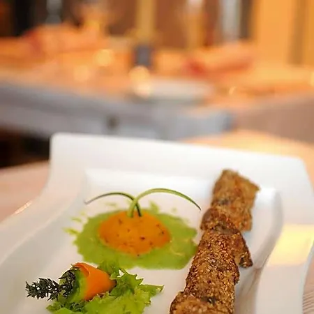 Hotel Ad Gallias 4*